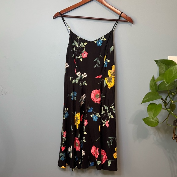 ✨3/$20✨ Old Navy Fit & Flare Black Floral Cami Sleeveless Dress. Small - Picture 2 of 15